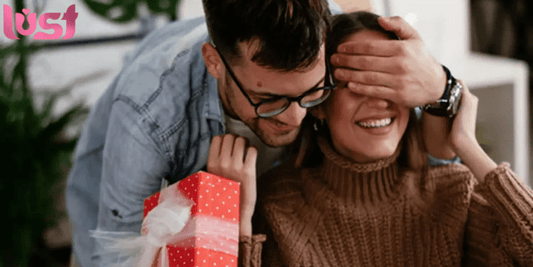 Tặng Quà Cho Bạn Trai: 15 Ý Tưởng Ý Nghĩa Và Độc Đáo Nhất