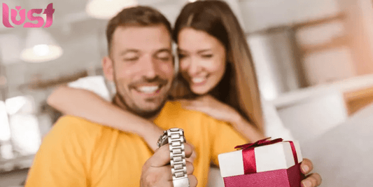 Tặng Quà Sinh Nhật Cho Bạn Trai: Gợi Ý Ý Nghĩa Và Thiết Thực