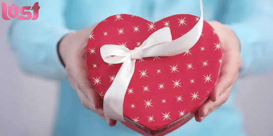 Con Gái Mạnh Mẽ Thích Quà Gì? 10 Gợi Ý Quà Tặng Độc Đáo